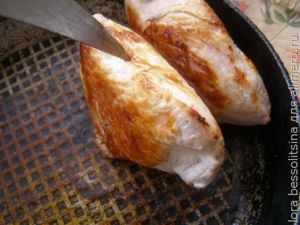 канапе, мясо в сковороде канапе, мясо в сковороде