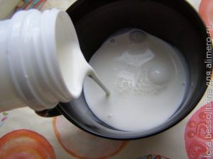 блины с творогом, сливки блины с творогом, сливки
