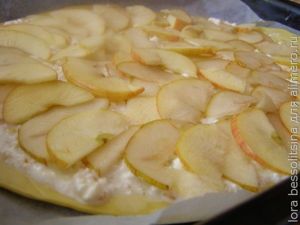 сладкая пицца, слой яблок сладкая пицца, слой яблок