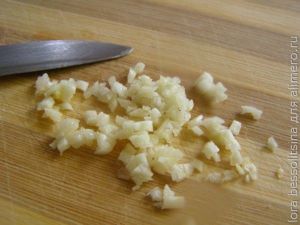 Салат с курицей и грибами