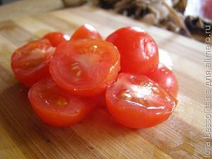 Салат с курицей и грибами