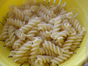 макароны с морепродуктами, макароны готовы макароны с морепродуктами, макароны готовы