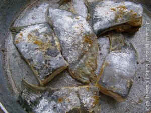 камбала с гречкой, жарим рыбу камбала с гречкой, жарим рыбу