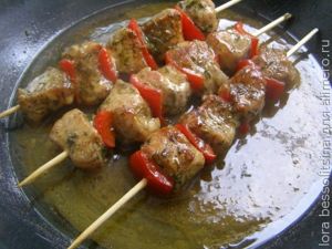 Шашлычки свиные с мандариновым соусом, в соусе Шашлычки свиные с мандариновым соусом, в соусе