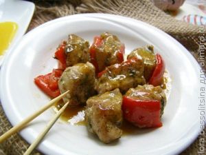 Шашлычки свиные с мандариновым соусом Шашлычки свиные с мандариновым соусом