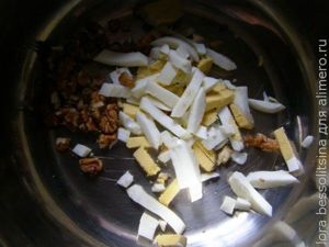 салат с орехами и лавашом, яйца салат с орехами и лавашом, яйца