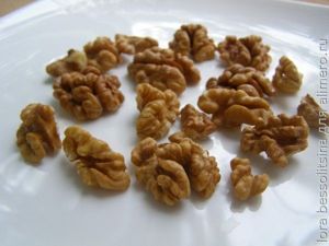 грецкий орех, нашинкован