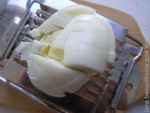салат с печенью трески, яйцо салат с печенью трески, яйцо