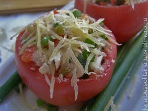 помидоры с печенью трески