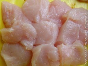 шашлычок в беконе, кусочки курицы шашлычок в беконе, кусочки курицы