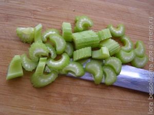 яичница овощная, сельдерей яичница овощная, сельдерей