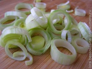 рыба с овощами, лук-порей рыба с овощами, лук-порей