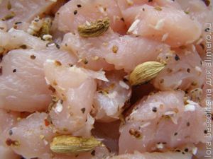 грудка с манго, мясо в специях грудка с манго, мясо в специях