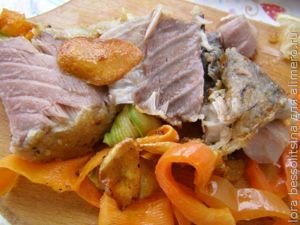 карп с овощами