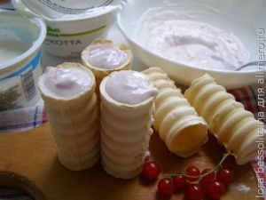 сметанный крем, готово сметанный крем, готово
