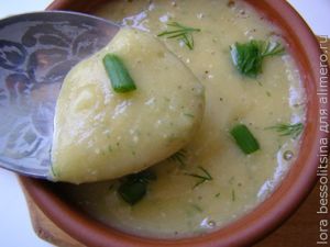 гороховое пюре, ложка гороховое пюре, ложка