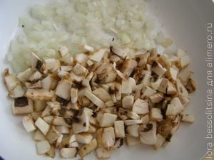 гороховая каша, жарим овощи гороховая каша, жарим овощи