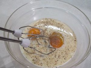 Омлет с овощами, варенный в кульке