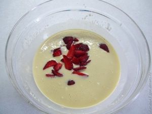 Оладьи с клубникой