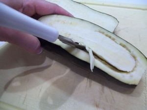 Баклажановые лодочки фаршированные мясным фаршем