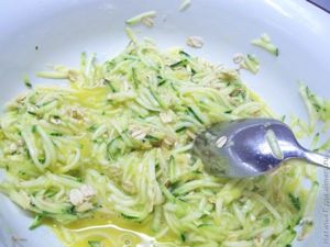 Оладьи из кабачков с овсяными хлопьями