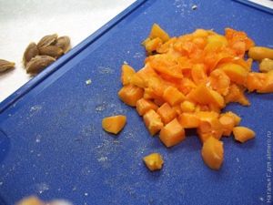 Сырники с абрикосами