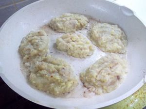 Рыбные котлеты с картофелем