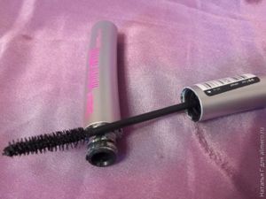 Тушь для ресниц Maybelline Illegal Length