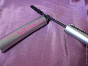 Тушь для ресниц Maybelline Illegal Length