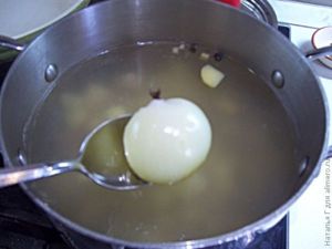 Зеленый борщ с щавелем и рисом