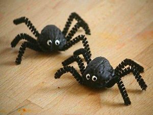 Поделки из ореховой скорлупы