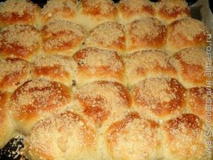 Майские булочки