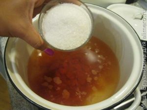 Соленые огурцы