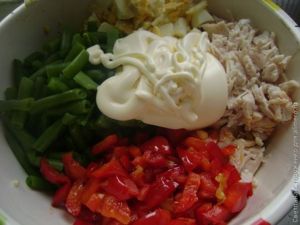 Салат «Мозаика» с курицей и сладким перцем
