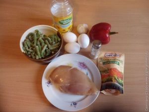 Салат «Мозаика» с курицей и сладким перцем