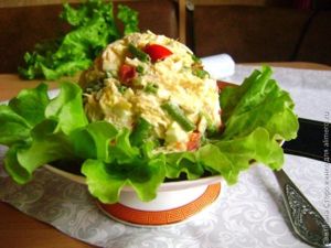 Салат «Мозаика» с курицей и сладким перцем