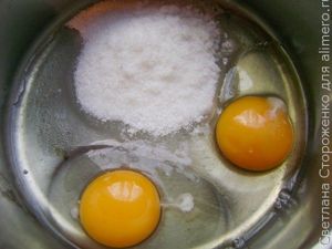 Запеканка из творога с хурмой
