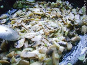 Салат с грибами «Пандора»