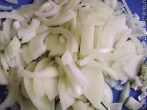 Тушеные куриные сердечки в томате