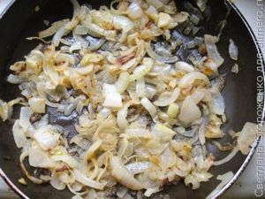Мясная пицца в виде сердца