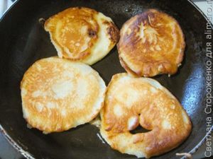 Необычные оладьи с яблоками