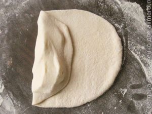 Дрожжевые булочки с яблоком и грушей