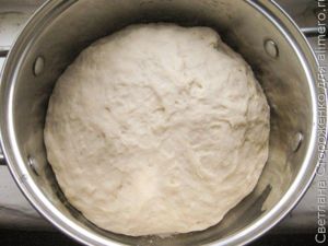 Дрожжевые булочки с яблоком и грушей