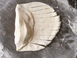 Дрожжевые булочки с яблоком и грушей