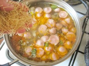 Суп с сосисками быстрый