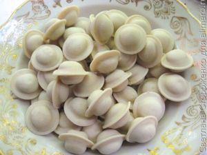 Овощной суп с пельменями
