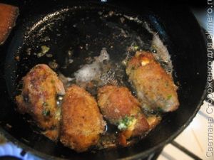 Мясные рулетики с сыром и зеленью