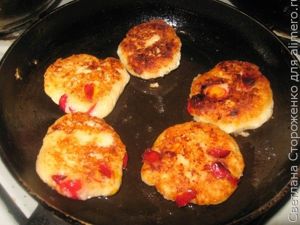 Рецепт вкусных сырников с боярышником
