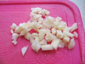 Теплый салат из баклажанов