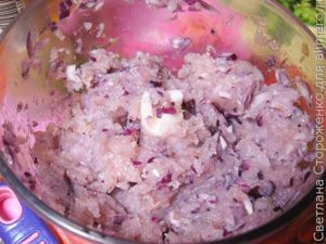 Вкусная уха с фрикадельками.